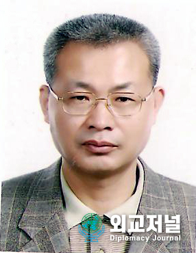  한국을 대표하는 중견작가 하진용