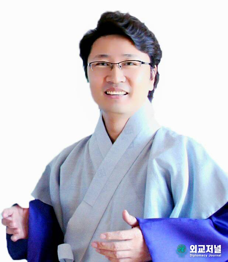  제26회 세계평화미술대전 초대작가로 선정된 한한국 작가 