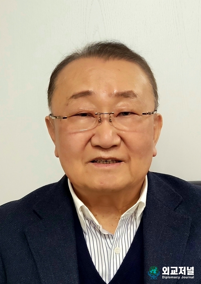  헌정회장 후보로 출마한 기호 2번 장경우 후보 (3선 국회의원)