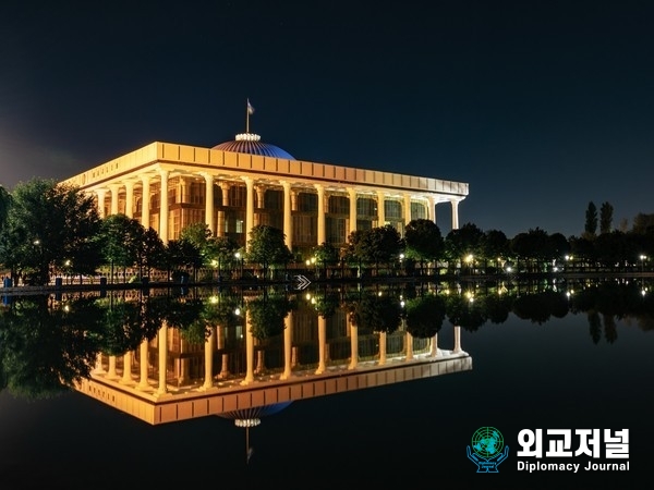  타슈켄트에 있는 우즈베키스탄 공화국 입법회 건물/ 주한우즈베키스탄대사관 제공