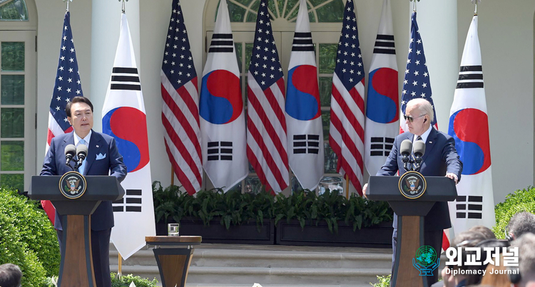 President Yoon Suk-yeol holds a joint press conference with U.S. President Biden on April 26.