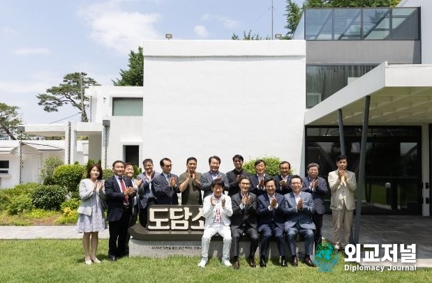  <strong></strong>한국예술문화단체총연합회(한국예총) 오찬 간담회