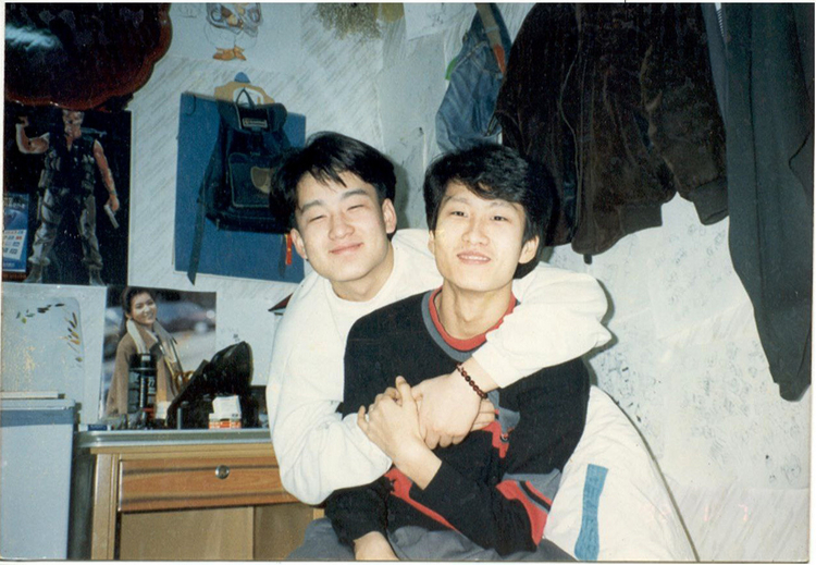 두 형제 작가의 화목한 모습 / 이우진 작가 제공