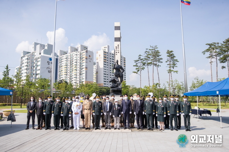 A commemorative event honoring the unwavering heroes who participated in the Korean War 72 years ago across the Caribbean Sea was held in Incheon's Seo-gu.
