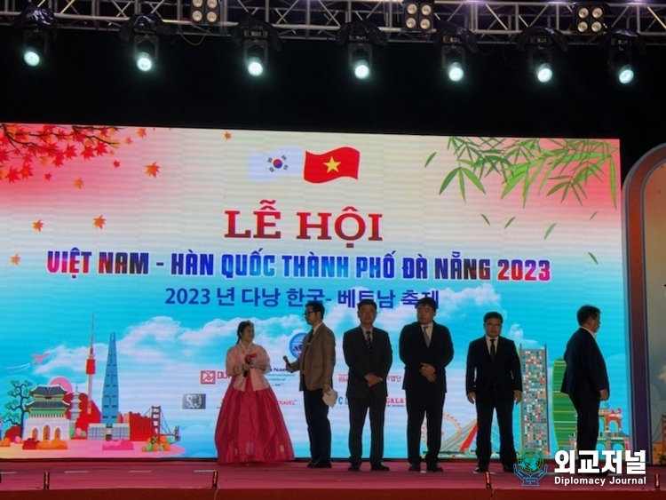 Jeju Special Self-Governing Province strengthens exchange networks with Da Nang and Quang Ngai, Vietnam. The 2023 Danang, Vietnam and Korea Festival gets underway./ Courtesy of Jeju Provincial Office.
