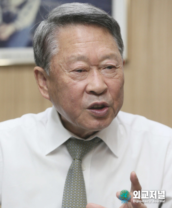 Kim Kyong-hae, CEO of Communications Korea