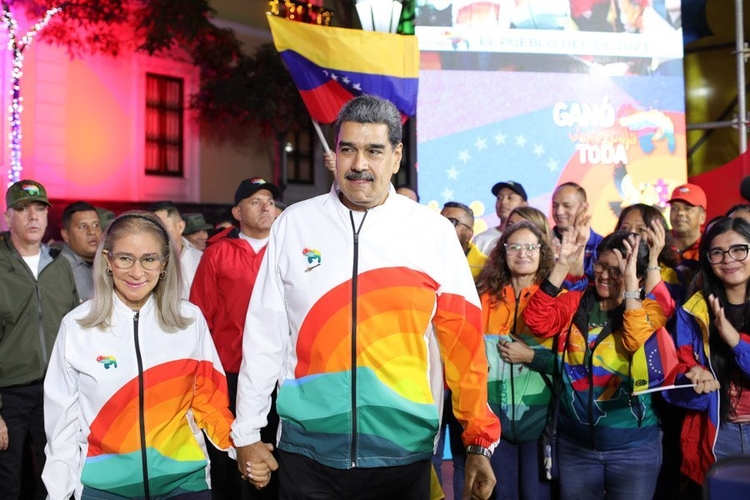 President Nicolás Maduro Moros and the First Combatant Cilia Flores