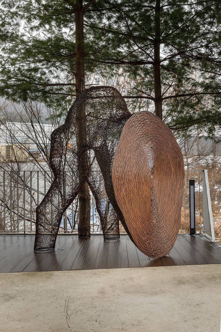 Pine Tree With Three Roots 2015-1 250x193x150cm 동파이프 산소용접 copper welding 2015