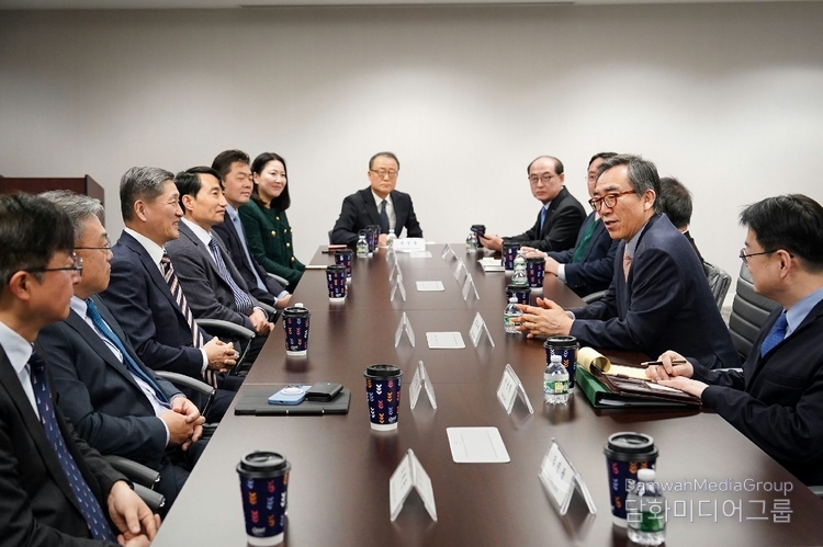 조태열 외교부 장관은 24.(현지시간) 미국 뉴욕에서 우리 기업 대표들과 간담회를 가졌다. (사진=외교부)