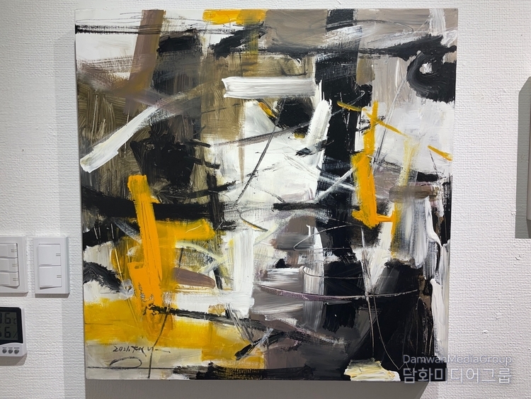 숨 72.7 * 72.2 mixed media on canvas 2021