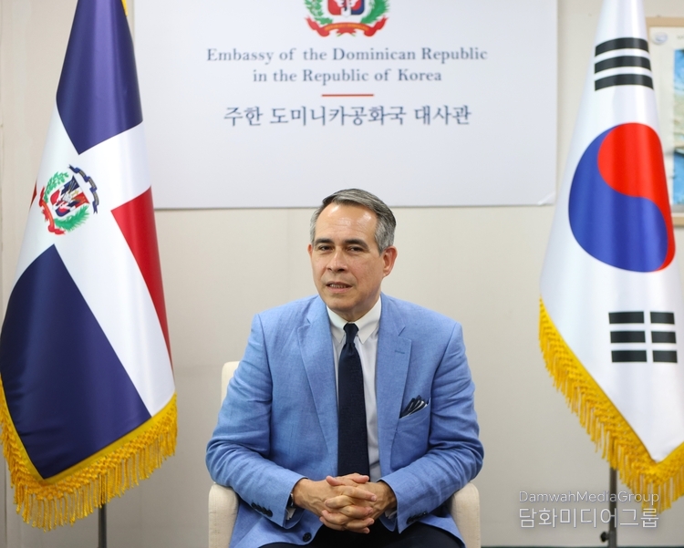 Dr. Federico Alberto Cuello Camilo, Ambassador of the Dominican Republic in Korea