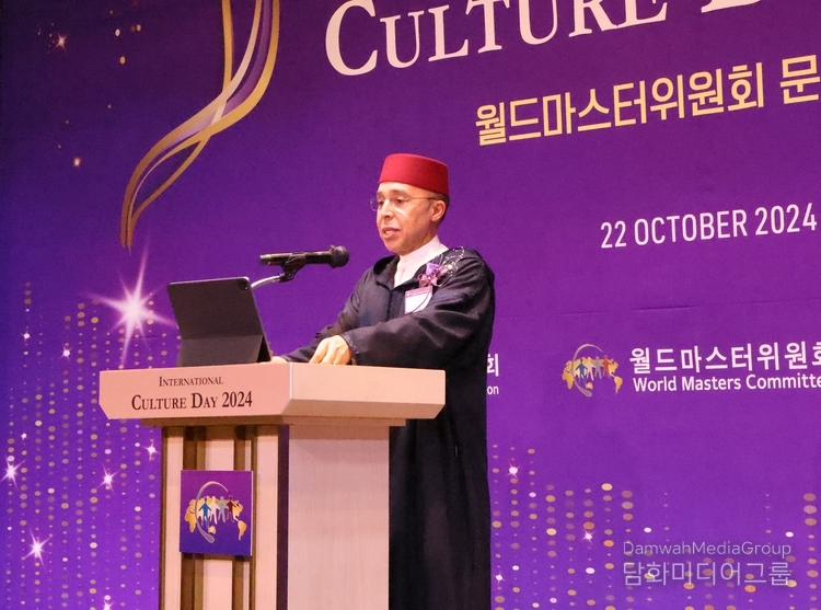 샤픽 하샤디 모로코 왕국대사가 축사를 하고 있다.(사진-외교저널)