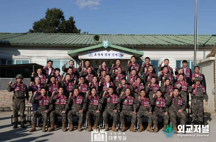 10월 1일 윤석열 대통령은 전방부대(육군 제25사단 GOP부대)를 방문했다.