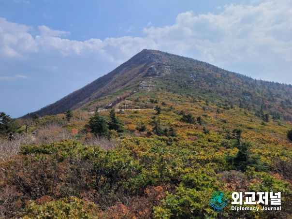 중청대피소에서 바라본 대청봉