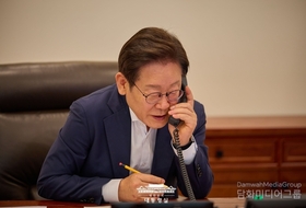 이재명 대통령, 토카예프 카자흐스탄 대통령과 첫 정상 통화