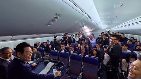 (종합) 2025 연말 외교 총력전… 이재명 정부의 ‘실용 외교’ 실험대