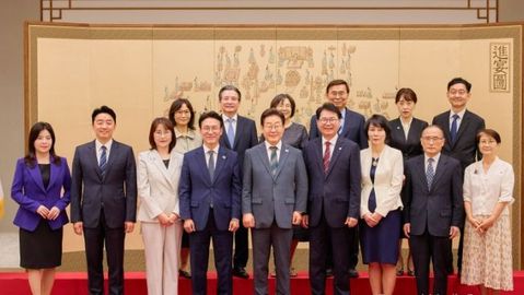 이재명 대통령, 김민석 총리 등에 임명장 수여…"급한 업무 처리" 당부
