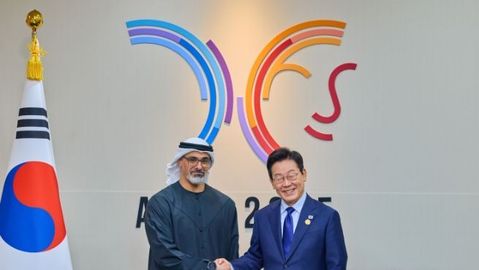 이재명 대통령, APEC 정상회의 UAE 왕세자 면담