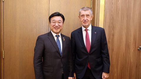 행정안전부 윤호중 장관, 체코 행정수반 신임 총리 면담 AI 정부·원전 등 협력방안 논의