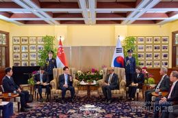 이재명 , 싱가포르 대통령 면담