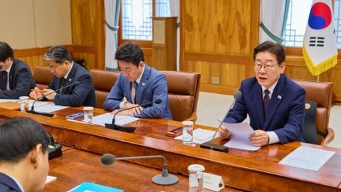 이 대통령 "최악 상황 염두 선제 대응…석유 최고가격제 신속 도입"