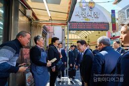 이재명 대통령, 청주 사창시장 방문