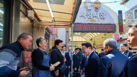 이재명 대통령, 청주 사창시장 방문