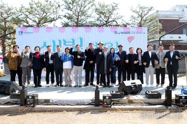 수원특례시의회, ‘제7회 새빛세일페스타 수원’ 참석