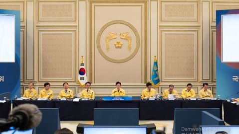 이재명 대통령 "국방은 우리 스스로 완벽하게 최종적으로 책임져야"