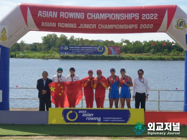 지난 11월 태국에서 열린 ‘2022 아시아선수권조정대회’에서 동메달을 획득한 송파구 조정선수단