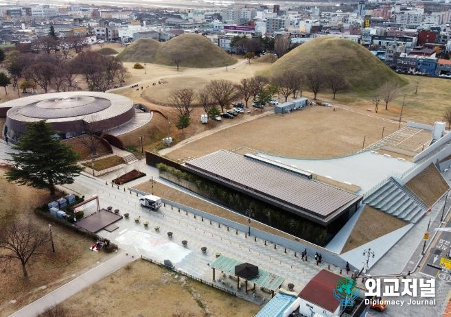 금관총 고분정보센터