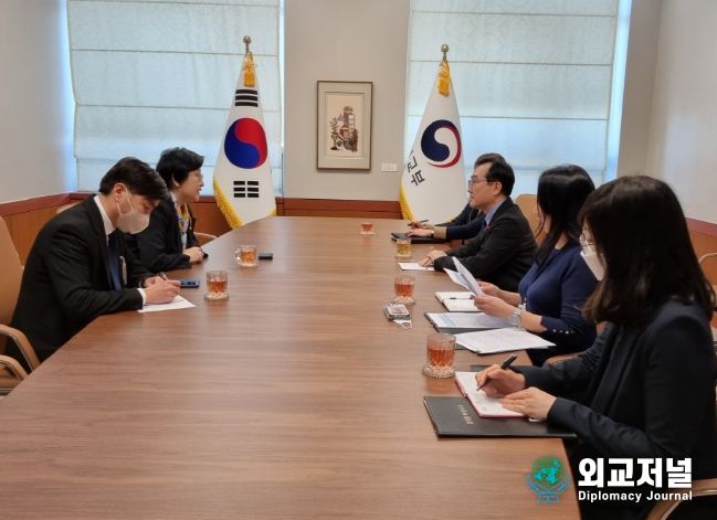 이도훈 제2차관, 주한몽골대사 면담