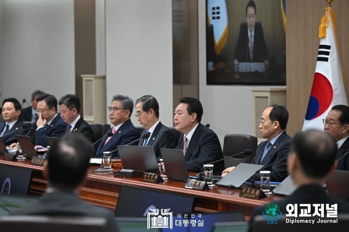 3월 21일 윤석열 대통령은 2023년도 제12회 국무회의를 주재했다.