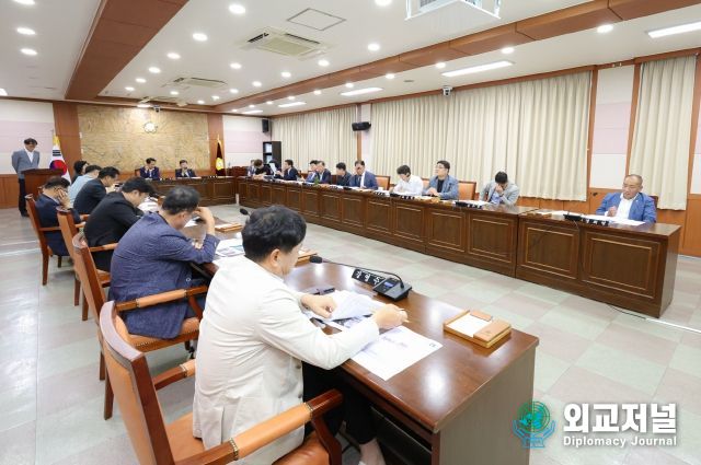 김해시의회 9월 의원간담회 개최