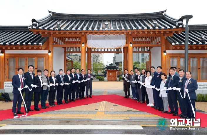 정조테마공연장 개관식(현판 제막)