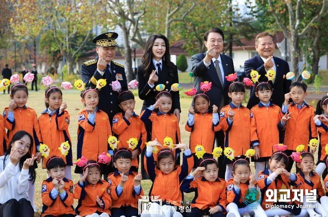 11월 9일 윤석열 대통령은 제61주년 소방의 날 기념식에 참석했다.
