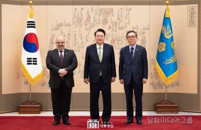 주한 상주대사 신임장 제정