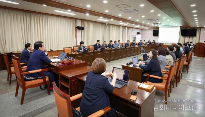 김해시의회, 종이 없는 의원간담회 개최