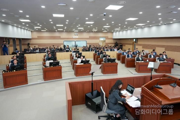 제248회 아산시의회 임시회 제2차 본회의