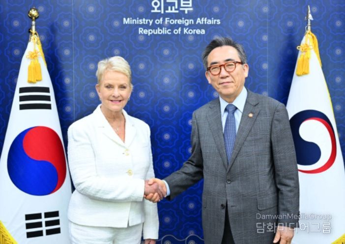 신디 맥케인(Cindy McCain) 유엔 세계식량계획(WFP) 사무총장과 조태열 외교부 장관