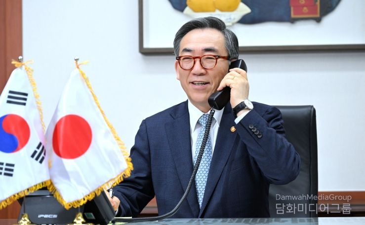 한일 외교장관 통화
