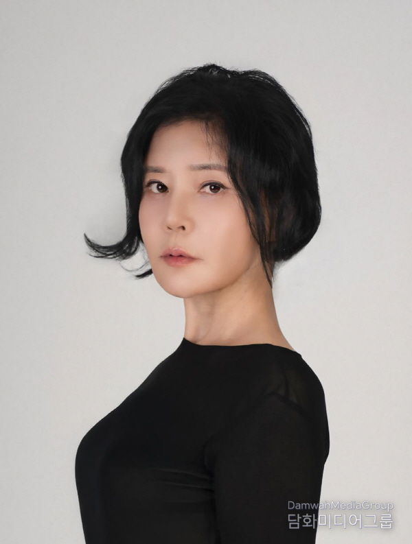 배우 김지숙