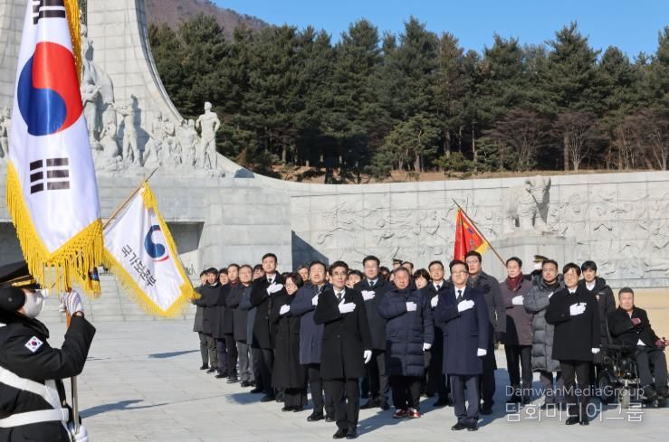 대전시의회 신년 대전현충원 참배